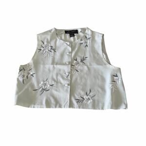 Vintage filament celery green embroidered floral button front 100% silk top Med